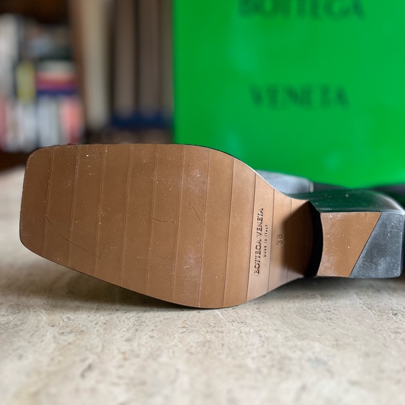 NEW BOTTEGA VENETA BOOTS CHELSEA BLACK LEATHER SZ- 38. 100% Authentic - Picture 7 of 11